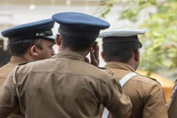 பெருந்தோட்டப் பகுதிகளில் புதையல் தோண்டிக் கொண்டிருந்த 10 பேருக்கு நேர்ந்த கதி!