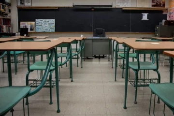 பிரிட்டிஷ் கொலம்பியாவில் பள்ளிகளுக்கு இன்று விடுமுறை