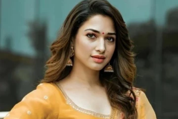 உடல் எடையை குறைத்து செம்ம பிட்டாக மாறிய நடிகை தமன்னா..! லைக்ஸ்களை குவித்து தள்ளும் ரசிகர்கள்..!