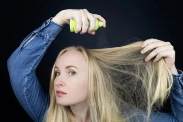 கனடா முழுவதிலும் ஆயிரக்கணக்கான ஷாம்பூ தயாரிப்புகளில் புற்றுநோய் அபாயம்: கனடா சுகாதாரத்துறை எச்சரிக்கை