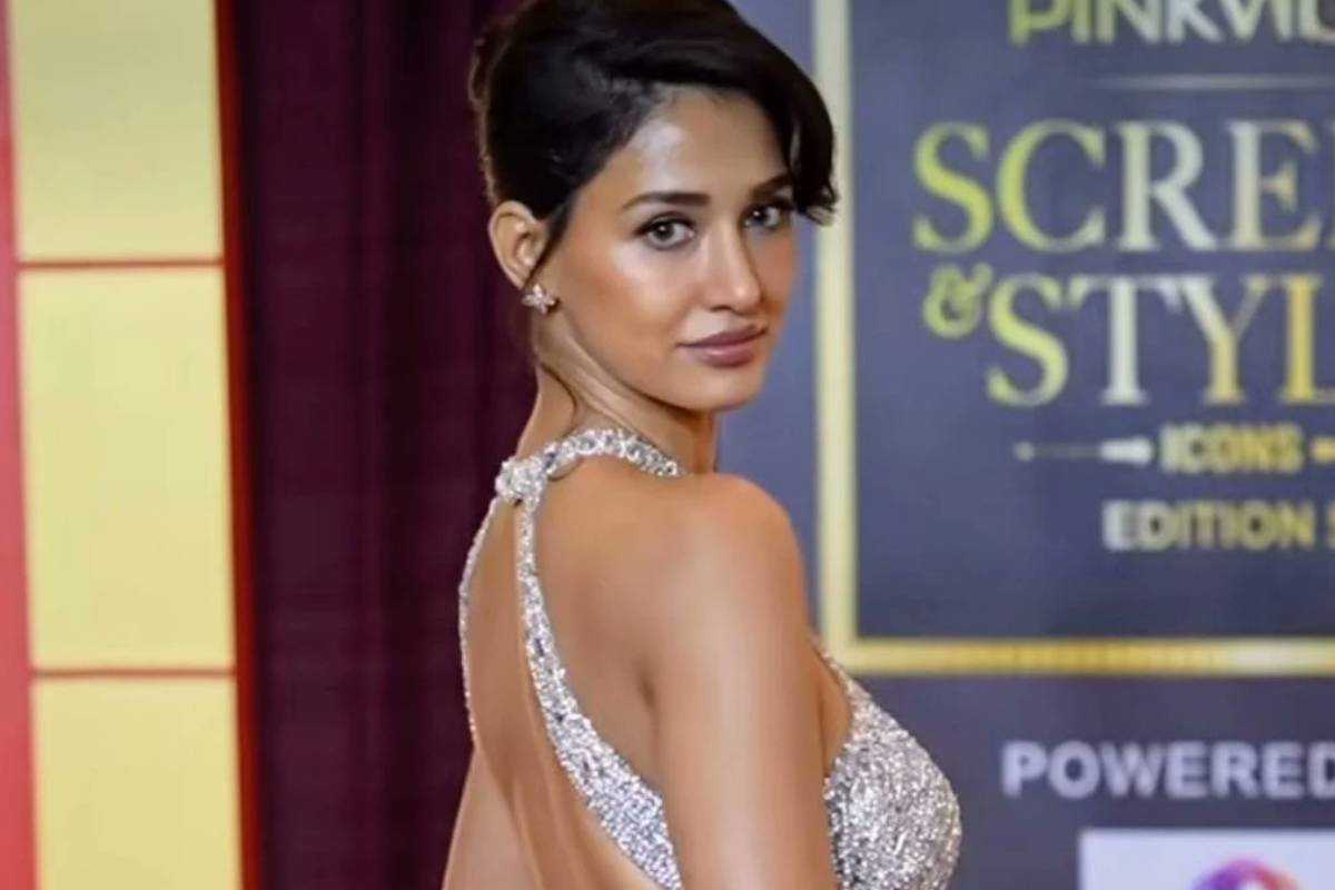 நடிகைகளை ரசியுங்கள்..ஆடையை பற்றி விமர்சிக்காதீங்க!! நடிகை திஷா பதானி ஆதங்கம்... | Disha Patani About Criticize About Actress Dress