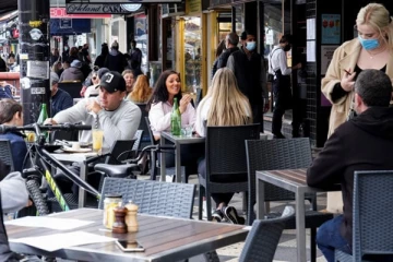 9 மாத ஊரடங்கு! மீண்டும் இயல்பு நிலைக்கு திரும்பும் பிரபல நாடு.. வெளியான முக்கிய தகவல்