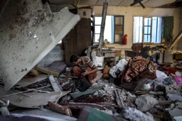 காசா பாடசாலை மீது வெடிகுண்டு தாக்குதல் நடத்திய இஸ்ரேல்! 5 குழந்தைகள் உட்பட 39 பேர் உயிரிழப்பு