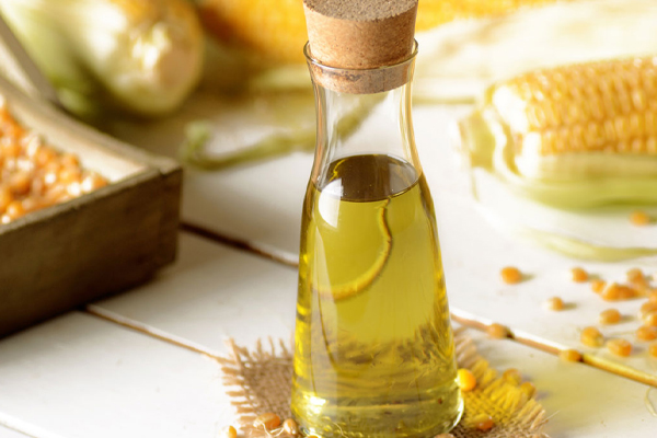 இந்த 5 எண்ணெய்களை சமையலுக்கு பாவிக்கவே கூடாதாம் | These 5 Oils Should Never Be Used For Cooking