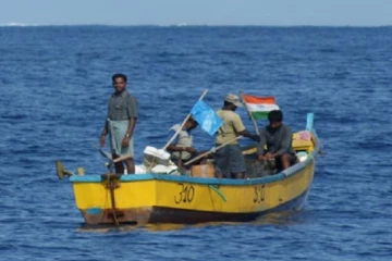 கடலுக்கு சென்ற காரைநகர் மீனவர்களை காணவில்லை