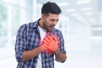 இளைஞர்களை தாக்கும் ஹார்ட் அட்டாக்: இந்த 10 விஷயங்களில் கவனமாக இருங்கள்