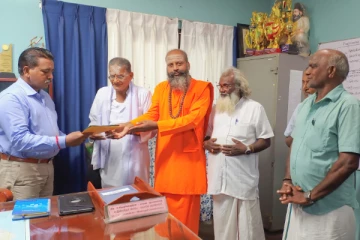 நல்லூர் கந்தன் ஆலய வளாக அசைவ உணவகத்தை அகற்ற கோரி மகஜர் கையளிப்பு