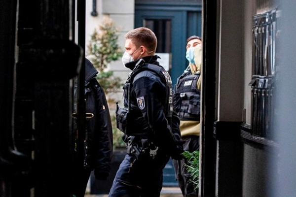 ஜெர்மனியில் விசித்திரமான திருட்டு சம்பவங்கள்; பொது மக்களுக்கு எச்சரிக்கை! | Weird Thefts In Germany Warning General Public