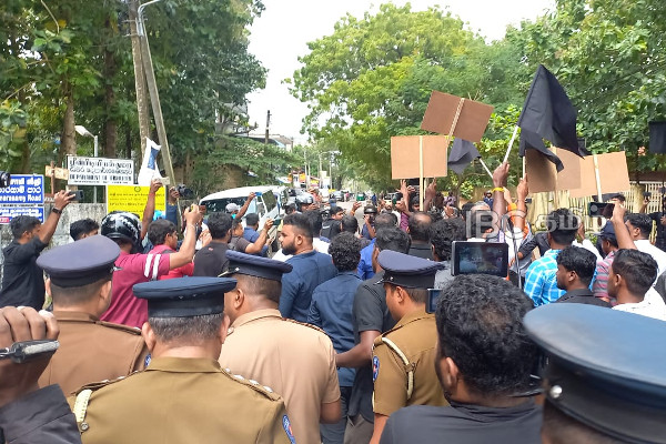 தமிழர்களின் தார்மீக தாயகம் தேசியம் சுயநிர்ணயத்தை வென்றடுக்கும் உரிமை போராட்டத்திற்கான அறைகூவல்! | Independence Day Black Day University Protest Sl