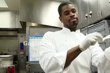 බැරැක් ඔබාමාගේ සූපවේදියා මිය යයි.