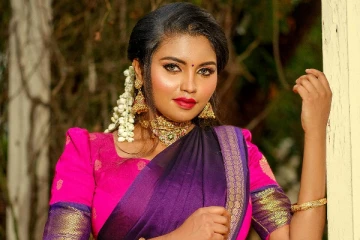 கையில் சரக்கு.. டிக்டாக் பிரபலம் இலக்கியாவின் சர்ச்சை புகைப்படங்கள்