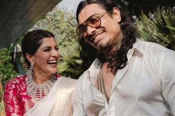 வரலக்ஷ்மி சரத்குமார் திருமணம் எங்கே நடக்க இருக்கிறது தெரியுமா! இந்த நாட்டில் தான்