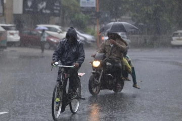 தமிழகத்தில் வருகின்ற ஜன.6-ம் தேதி வரை மழை பெய்யக்கூடும்- வானிலை மையம் தகவல்