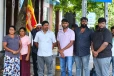 சவூதி தூதரகத்தை முற்றுகையிட்ட அனோஜனின் குடும்பத்தினர்