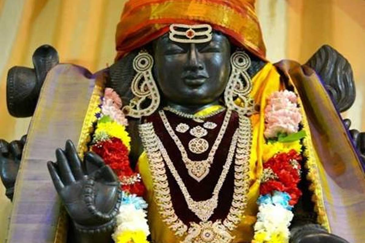 குருவால் உச்சத்திற்கு செல்லப்போகும் ராசிகள் - ஜோதிடர் ஷெல்வி கணிப்பு | Guru Peyarchi Palangal Astrologer Shelvi Predicted குருவால் உச்சத்திற்கு செல்லப்போகும் ராசிகள் - ஜோதிடர் ஷெல்வி கணிப்பு | Guru Peyarchi Palangal Astrologer Shelvi Predicted