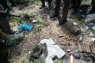 வாகரையில் பெருமளவு வெடிபொருட்கள் மீட்பு (PHOTOS)