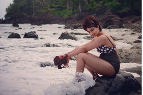 ஜீவாவுக்கு தங்கச்சியா நடித்த பொண்ணா இது? தற்போதைய கவர்ச்சி புகைப்படத்தை பார்த்து ஆடிப்போன ரசிகர்கள்! | Sms Movie Heroin Latest Photo Shoot In Beach