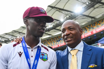 சொந்த மண்ணில் அவுஸ்திரேலியாவை வீழ்த்திய வெஸ்ட் இண்டீஸ்: 8 ஓட்டங்கள் வித்தியாசத்தில் திரில் வெற்றி