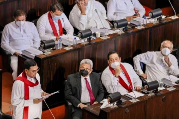 බැසිල් රාජපක්ෂට අගමැති ධූරය?..රාජපක්ෂ වරයෙකුගෙන් ප්‍රකාශයක්.(VIDEO)