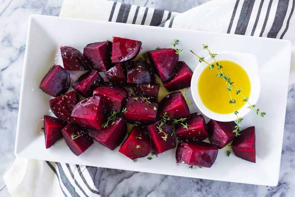 இந்த இரண்டு பிரச்சனை இருக்கா? அப்போ பீட்டூட் பச்சையாக சாப்பிட கூடாது | Benefits Of Eating Raw Beetroot இந்த இரண்டு பிரச்சனை இருக்கா? அப்போ பீட்டூட் பச்சையாக சாப்பிட கூடாது | Benefits Of Eating Raw Beetroot