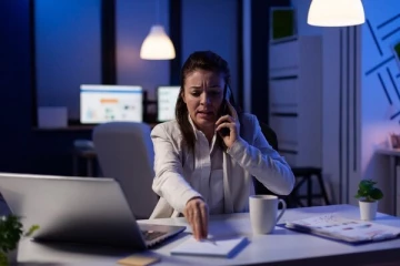 இரவில் கண்விழித்து வேலை செய்பவரா நீங்கள்? இந்த உடல்நல பாதிப்பு ஏற்படுமாம்