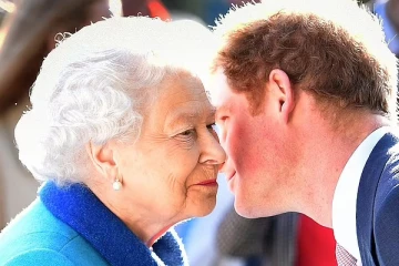 குட்டி இளவரசி லிலிபெட் பிறந்த நேரம்... பேரன் ஹரியை விருந்துக்கு அழைத்துள்ள பிரித்தானிய மகாராணியார்