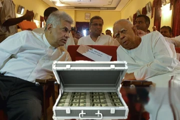 ரணிலின் தந்திரத்திற்கு விலை போயுள்ள கூட்டமைப்பு - தமிழ் மக்களின் உரிமைகளையும் விலை பேசாதீர்கள்!
