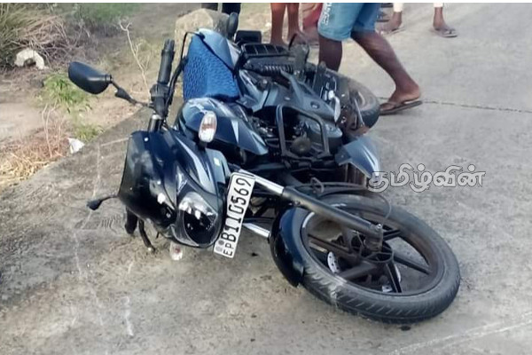 வேகக்கட்டுப்பாட்டை இழந்த மோட்டார் சைக்கிள் விபத்து: இளைஞன் பலி | A Bicycle Accident Involving Loss Of Speed