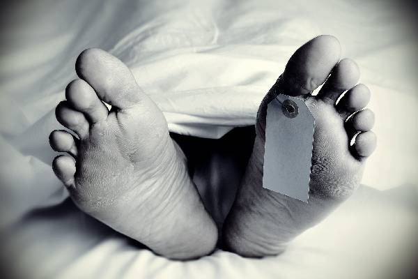 வீடொன்றில் ஏற்பட்ட தீ விபத்தில் இளம் தம்பதியினர் உயிரிழப்பு | Young Couple Died In A House Fire
