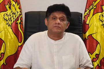 மன்னிப்பு கேட்பதை நிறுத்திவிட்டு அரசு விலக வேண்டும் - சஜித் கோரிக்கை