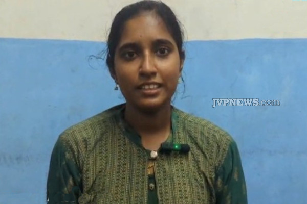 இறுதி யுத்தத்தில் உயிரிழந்த தந்தை : முல்லைத்தீவு மாணவி உயர்தரப் பரீட்சையில் படைத்த சாதனை! | Final War Mullaitivu Student Gce Al Exam Result
