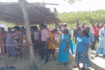 யாழ். சென்ற ஜனாதிபதிக்கு எதிராக ஆர்ப்பாட்டம்: பொலிஸார் நீர்த்தாரைப் பிரயோகம் - இடதுசாரிக் கட்சி கண்டனம்