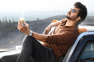 கிழிந்து தொங்கும் வாரிசு பேனர்.. காரணம் இதுதானா