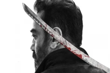 ‘ஒன்ஸ் எ லயன்..ஆல்வேஸ் எ லயன் ..  62YearsOfKamalism    ரத்தம் தெறிக்கும் வாளுடன் விக்ரம் பட புது ஸ்டில்!