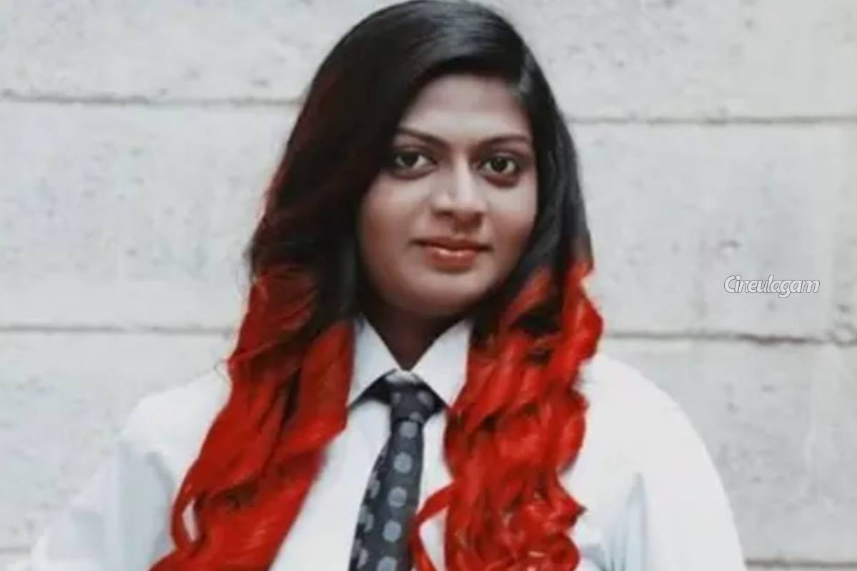 தனத காதலரை அறிமுகப்படுத்திய பிக்பாஸ் புகழ் பாடகி இசைவாணி... ஜோடியின் போட்டோ | Bigg Boss Fame Isaivani Introduced Her Lover தனத காதலரை அறிமுகப்படுத்திய பிக்பாஸ் புகழ் பாடகி இசைவாணி... ஜோடியின் போட்டோ | Bigg Boss Fame Isaivani Introduced Her Lover
