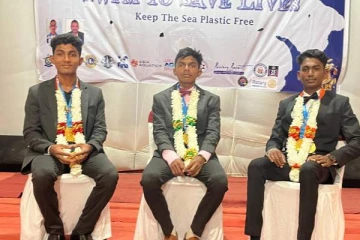 பாக்கு நீரிணையை நீந்திக்கடந்த மட்டக்களப்பு மாணவர்களுக்கு கௌரவிப்பு(படங்கள்)