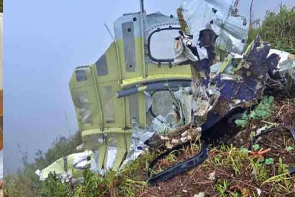 வெளிநாடொன்றில் காணாமல் போன விமானம் தொடர்பில் வெளியான தகவல் | Wreckage Of Missing Indonesian Plane Found