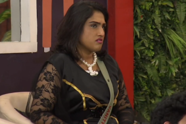 பிக்பாஸ் அல்டிமேட்டில் இருந்து அதிரடியாக வனிதா வெளியேறி விட்டரா? காட்டுத் தீயாய் பரவும் தகவல்! உண்மை என்ன? | Vanitha Walked Out From Bigg Boss Ultimate