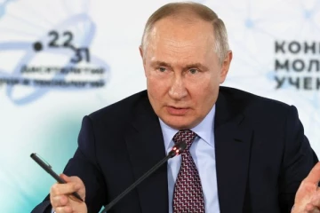 உக்ரைனில் போர் நடைபெறும் இடத்துக்குச் செல்ல புடின் திட்டம்: உறுதி செய்தது கிரெம்ளின் வட்டாரம்.