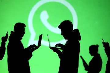 வாட்ஸ்அப் குரூப் தொடங்க கட்டணம்; அஞ்சல் துறை அனுமதி கட்டாயம் - அரசின் புதிய விதிகள்