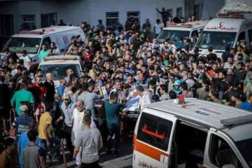 காசாவில் முற்றிலும் முடங்கிய சுகாதார சேவைகள்