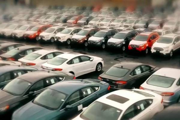 இறுதி காலாண்டுக்கான வாகன இறக்குமதி தொடர்பில் வெளியான புதிய தகவல் | New Information Released Regarding Vehicle Imports இறுதி காலாண்டுக்கான வாகன இறக்குமதி தொடர்பில் வெளியான புதிய தகவல் | New Information Released Regarding Vehicle Imports