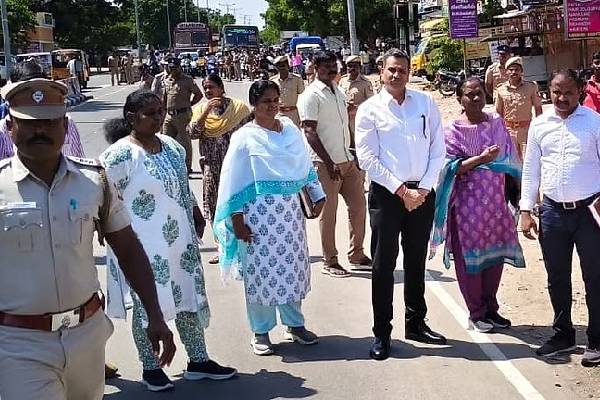 karur issue seeman comment bjp try alliance vijay