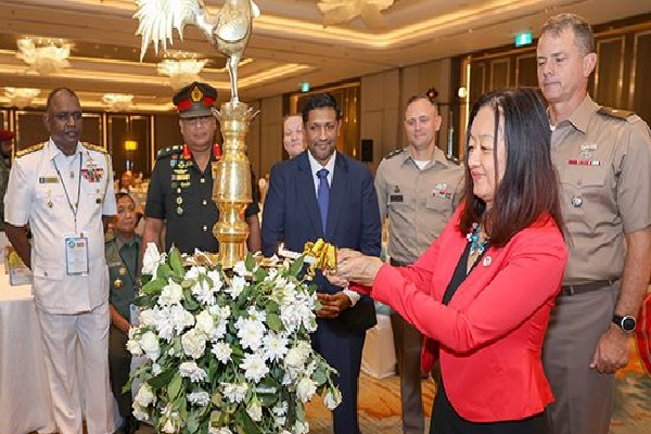 இலங்கை தொடர்பில் அமெரிக்க தூதுவர் வெளியிட்ட தகவல் | Sri Lanka Is Back On The Road To Recovery