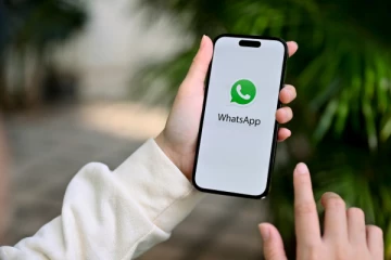 இனி புகைப்படங்களை சேமிக்க முடியாதா? - வாட்ஸ்அப்பில் வரும் புதிய அம்சங்கள்