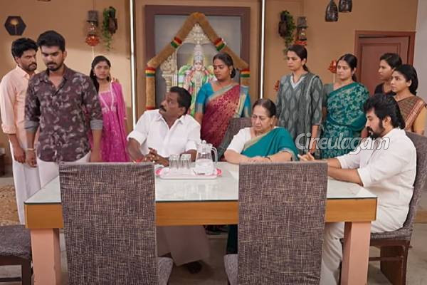 பெண்கள் பதிலடி கொடுத்தும் அடங்காத குணசேகரன், தர்ஷனுக்கு வைத்த செக்... எதிர்நீச்சல் தொடர்கிறது | Ethirneechal Thodargiradhu Serial Promo