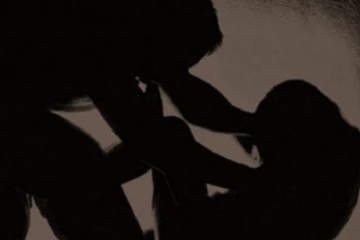 அண்ணி என்று கூட பார்க்காமல் கொழுந்தனார் செய்த காரியம் - அலறிய பெண்!