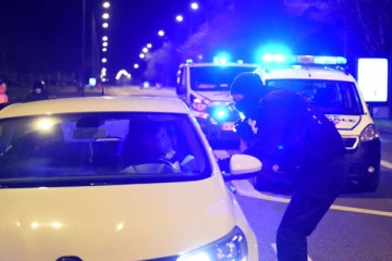 இத்தாலியை கதிகலங்க வைத்த  7 பேரை  கைது செய்த பிரான்ஸ்