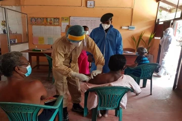 மூன்றுமுறிப்பு கிராம அலுவலர் பிரிவில் மூத்த பிரஜைகளுக்கு தடுப்பூசி வழங்கும் செயற்பாடு