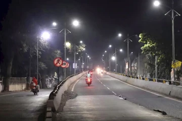 இரவு ஊரடங்கு சென்னையில் அமலில் உள்ளதா? - மக்களின்  மனநிலை என்ன?